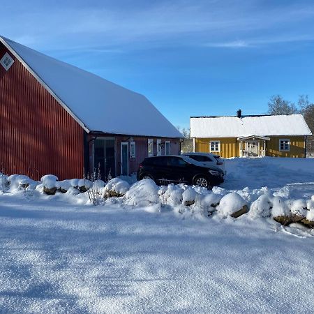 Skog Fegen Naera Ullared Villa Екстериор снимка
