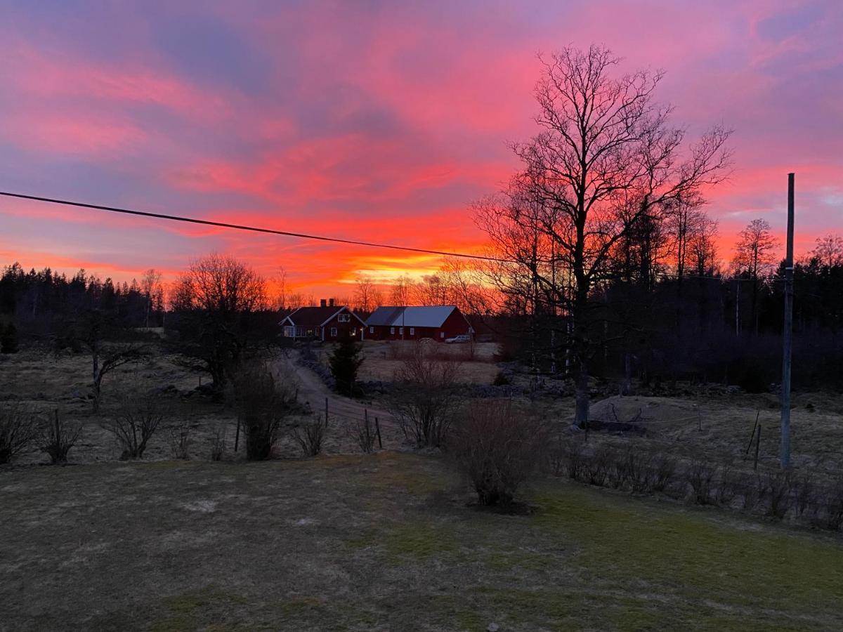 Skog Fegen Naera Ullared Villa Екстериор снимка